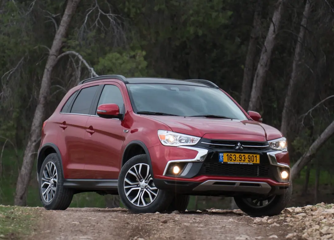 1640713-Mitsubishi-ASX-2017-05.JPG