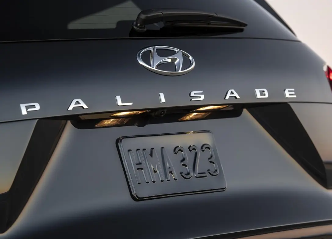 1677405-Hyundai-Palisade-2022-11.jpg