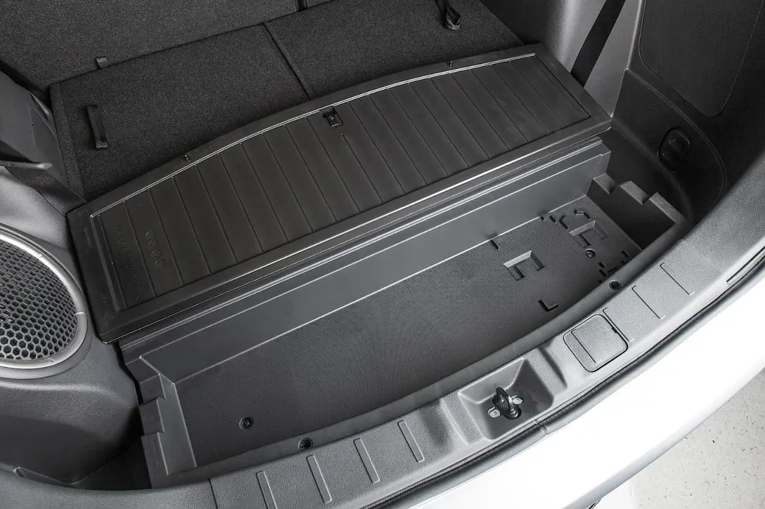 1653497-Mitsubishi-Outlander-2016-07.jpg