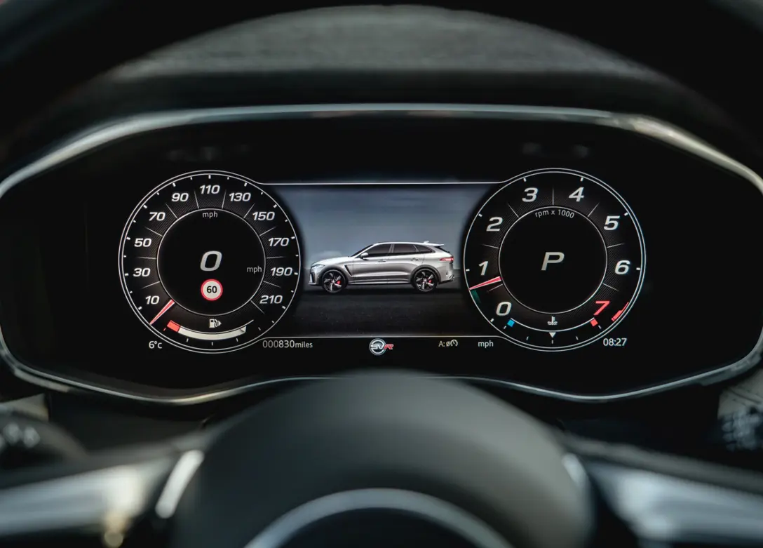 1701605-Jaguar-F-Pace-2024-07.jpg