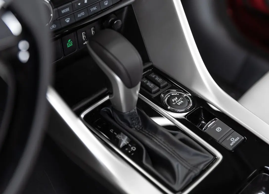 1693694-Mitsubishi-Eclipse_Cross-2024-08.jpg