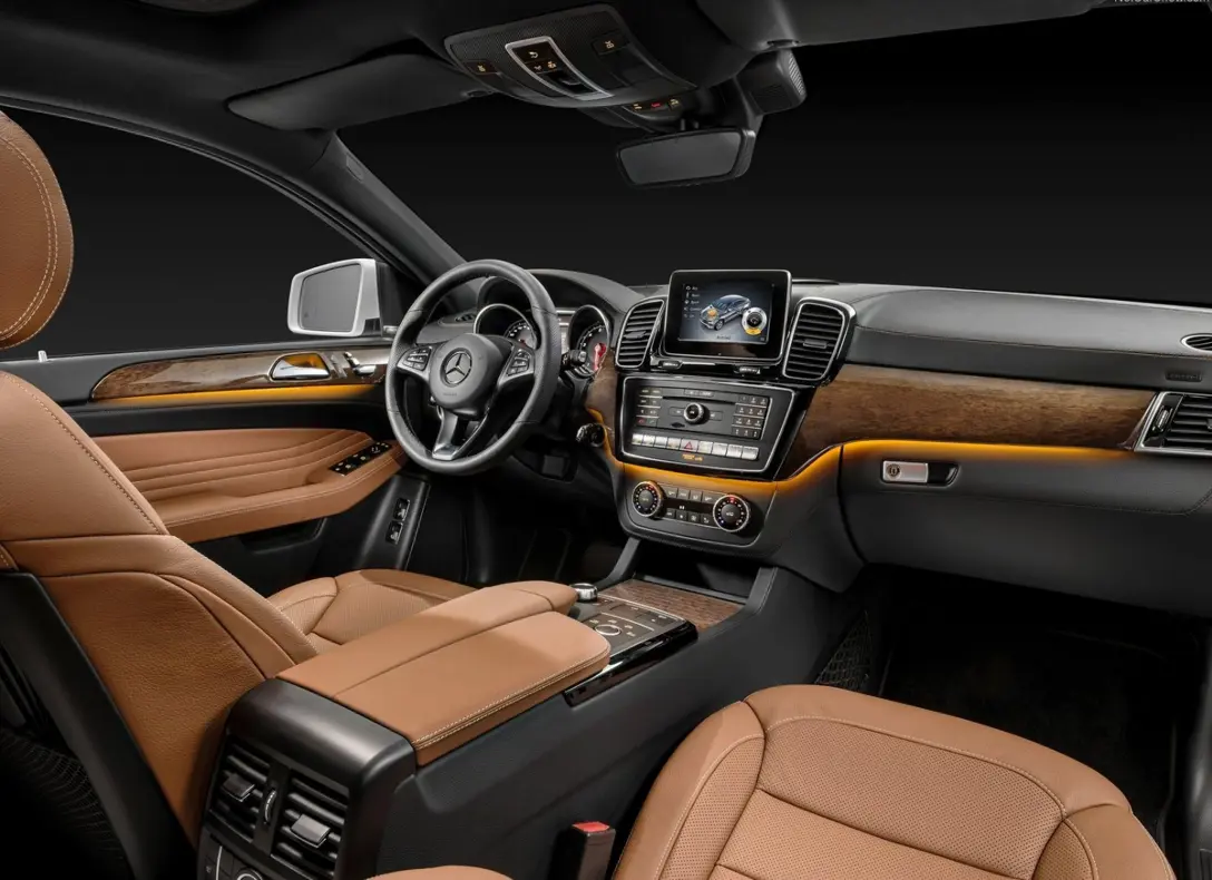 1656404-Mercedes-Benz-GLE_Coupe-2017-05.jpg