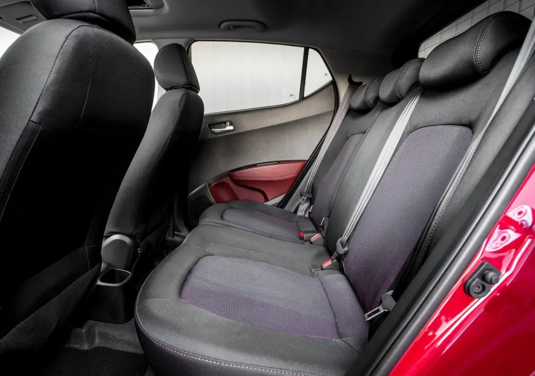 1636133-Hyundai-i10-2019-07.jpg