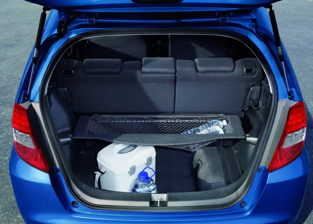 1599872-Honda-Jazz-2011-1600-2b.jpg
