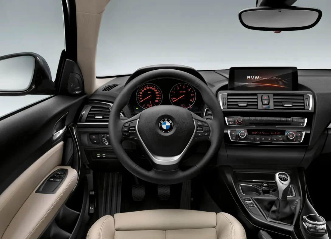 1645423-BMW-1-Series-2017-08.jpg