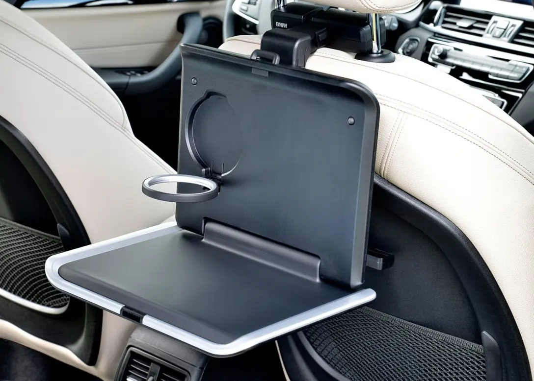 1648903-BMW-X1-2016-1600-d1.jpg