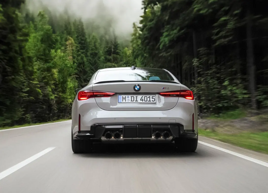 1697012-BMW-M4_Coupe-2024-02.jpg