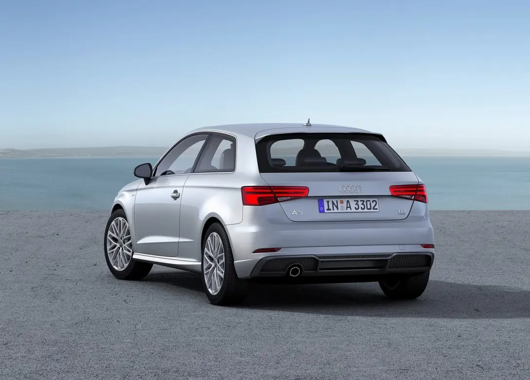 1646041-Audi-A3-2017-1280-0e.jpg