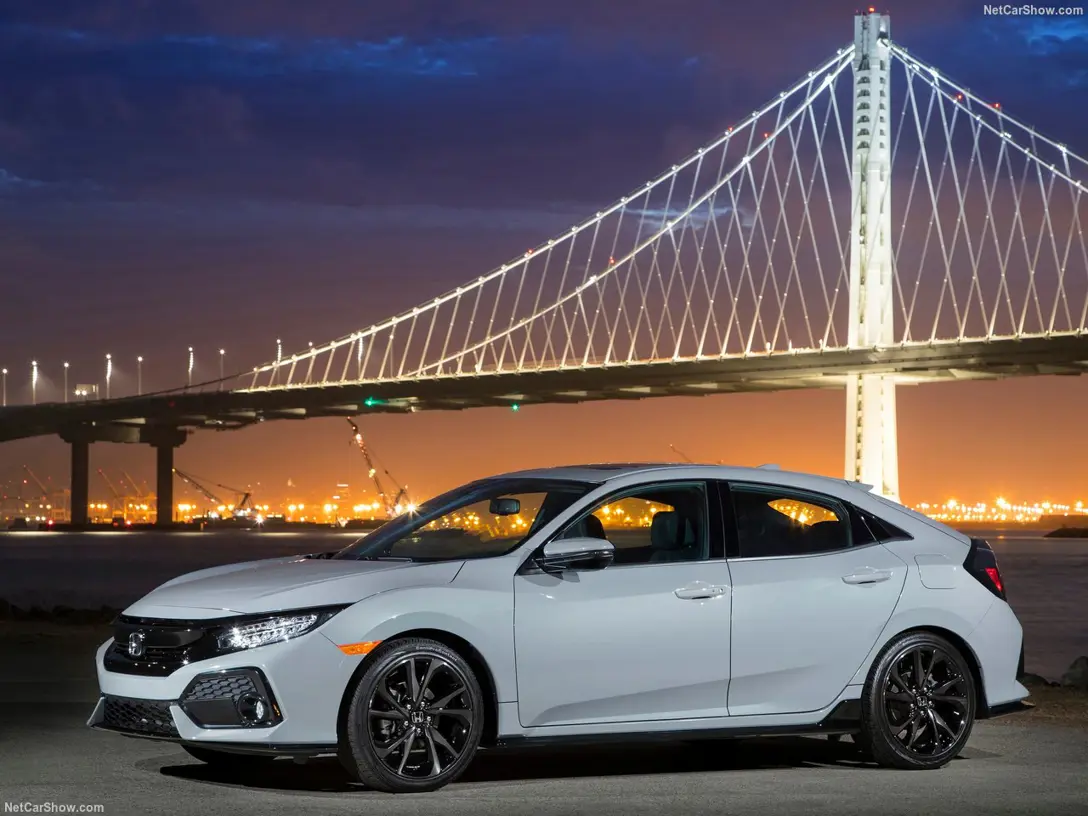 1583585-Honda-Civic_Hatchback 1.jpg