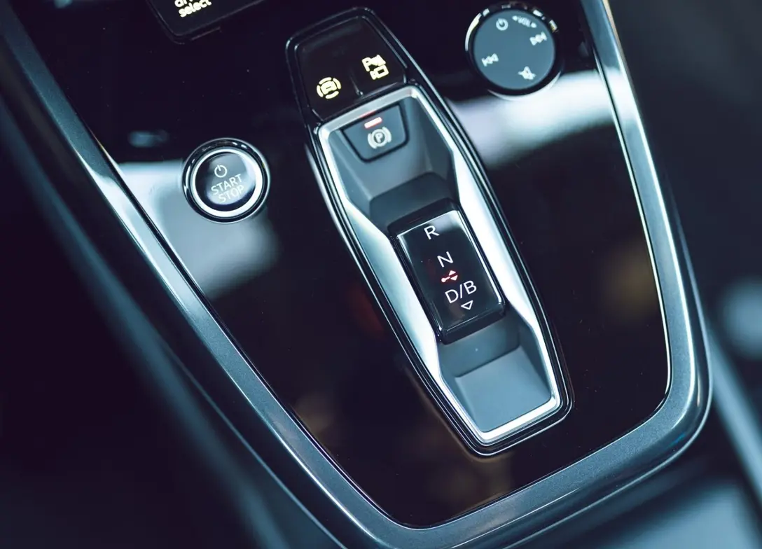1691334-Audi-e-tron_Sportback-2024-08.jpg