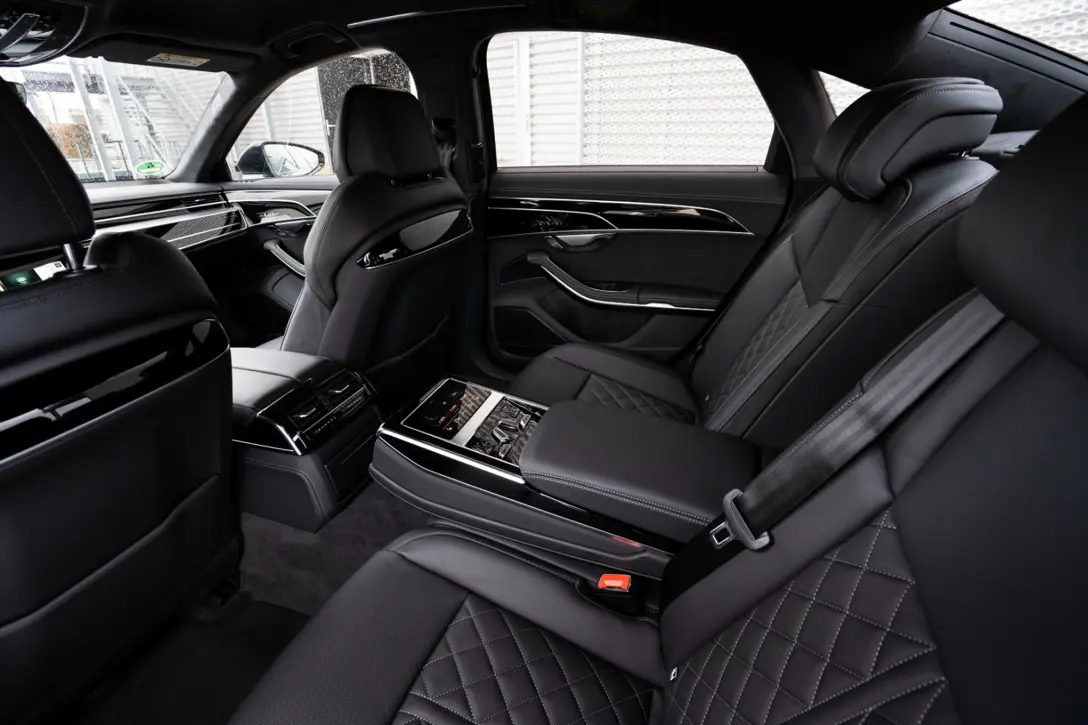 1699977-Audi-A8-2024-09.jpg