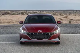 1631863-Large-40602-2021Elantra.jpg