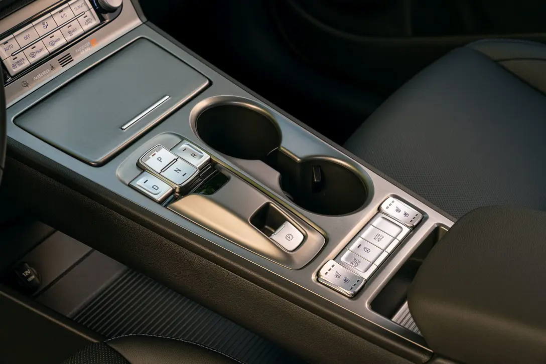 1675000-Hyundai-Kona-EV-2023-10.jpg