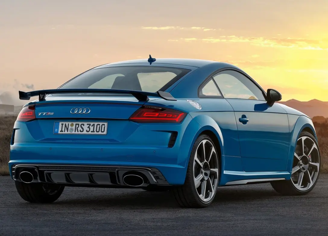 1636264-Audi-TT_RS_Coupe-2020-02.jpg
