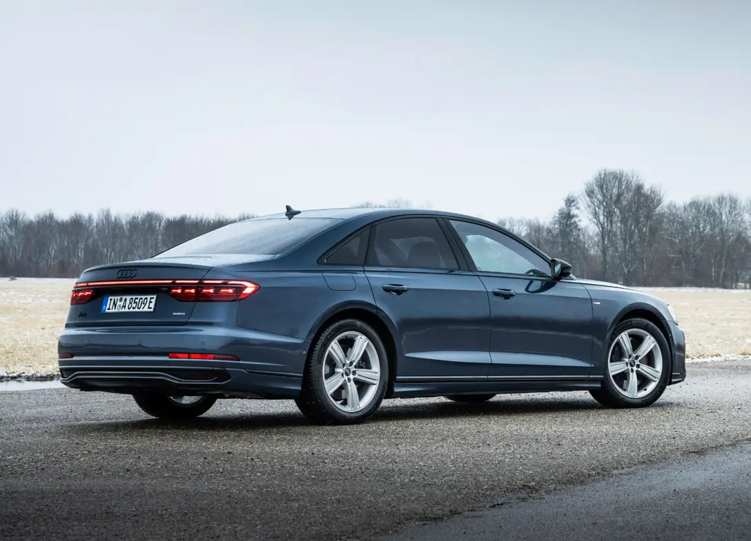 1699970-Audi-A8-2024-02.jpg