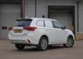 1653303-Mitsubishi-Outlander_PHEV-2020-02.jpg