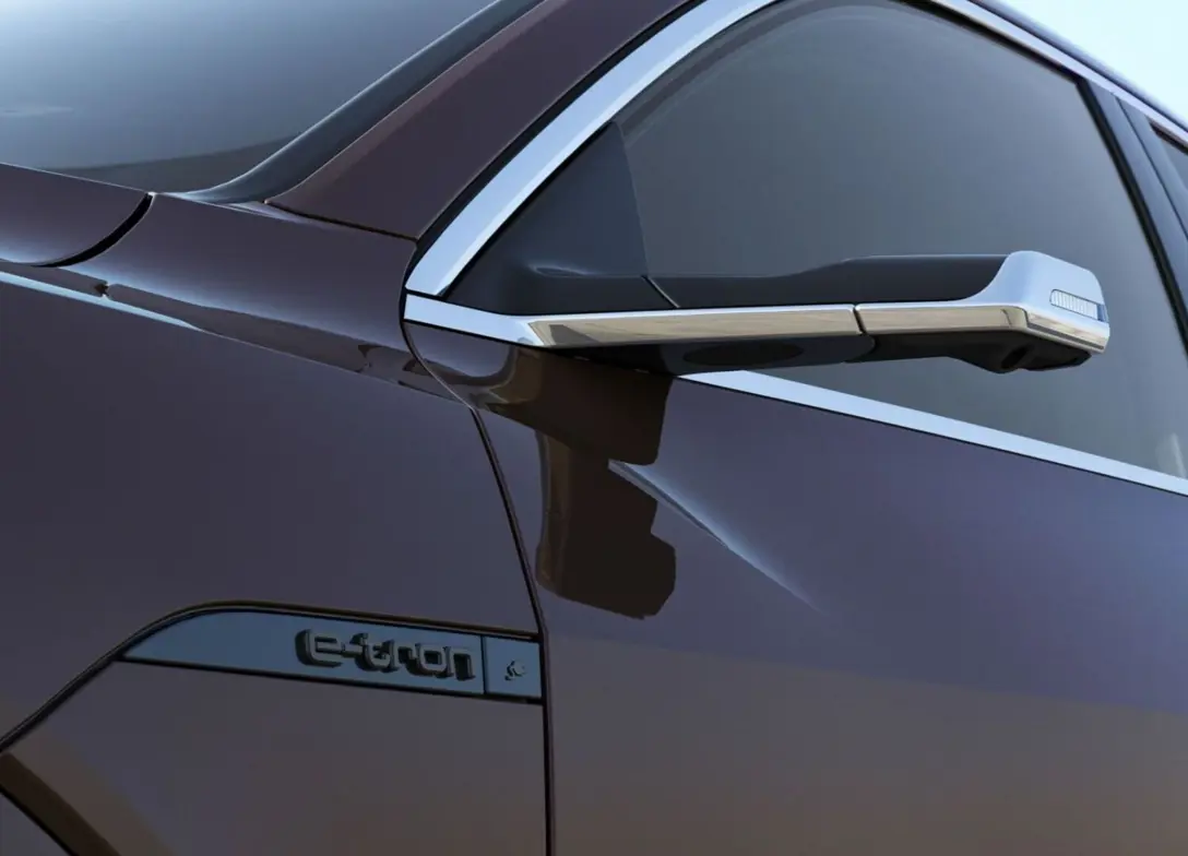 1700181-Audi-Q8_Sportback_e-tron_quattro-2024-11.jpg