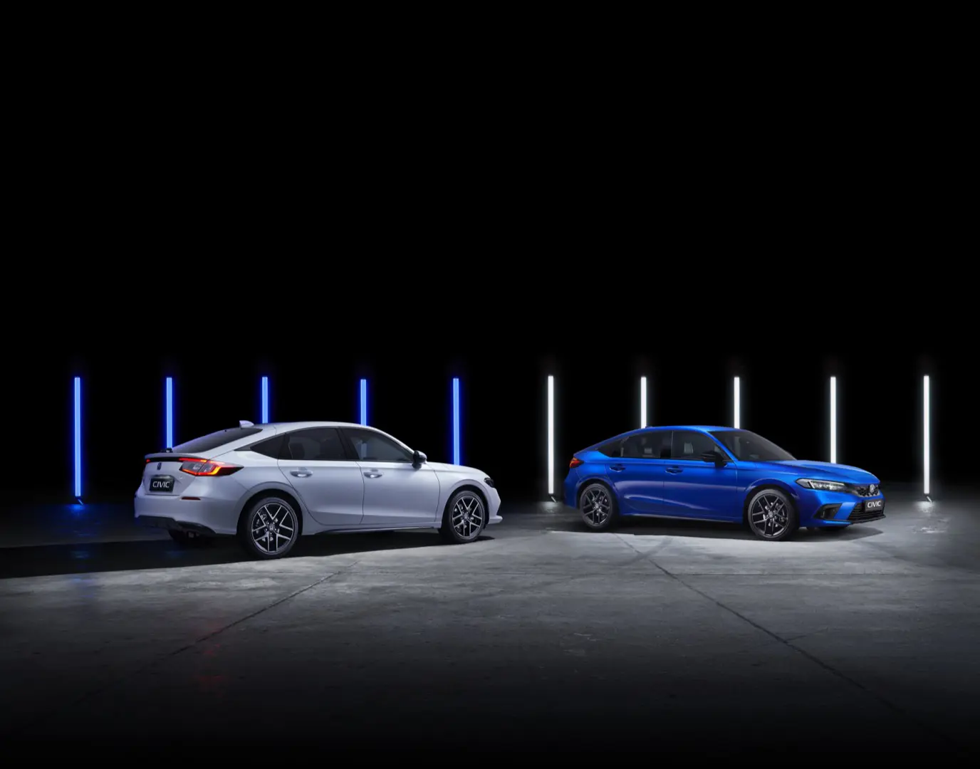1659164-Honda_Civic_2car_Bluev3(1)-2.jpg