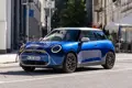 1702366-Mini-Cooper-2024-04.jpg