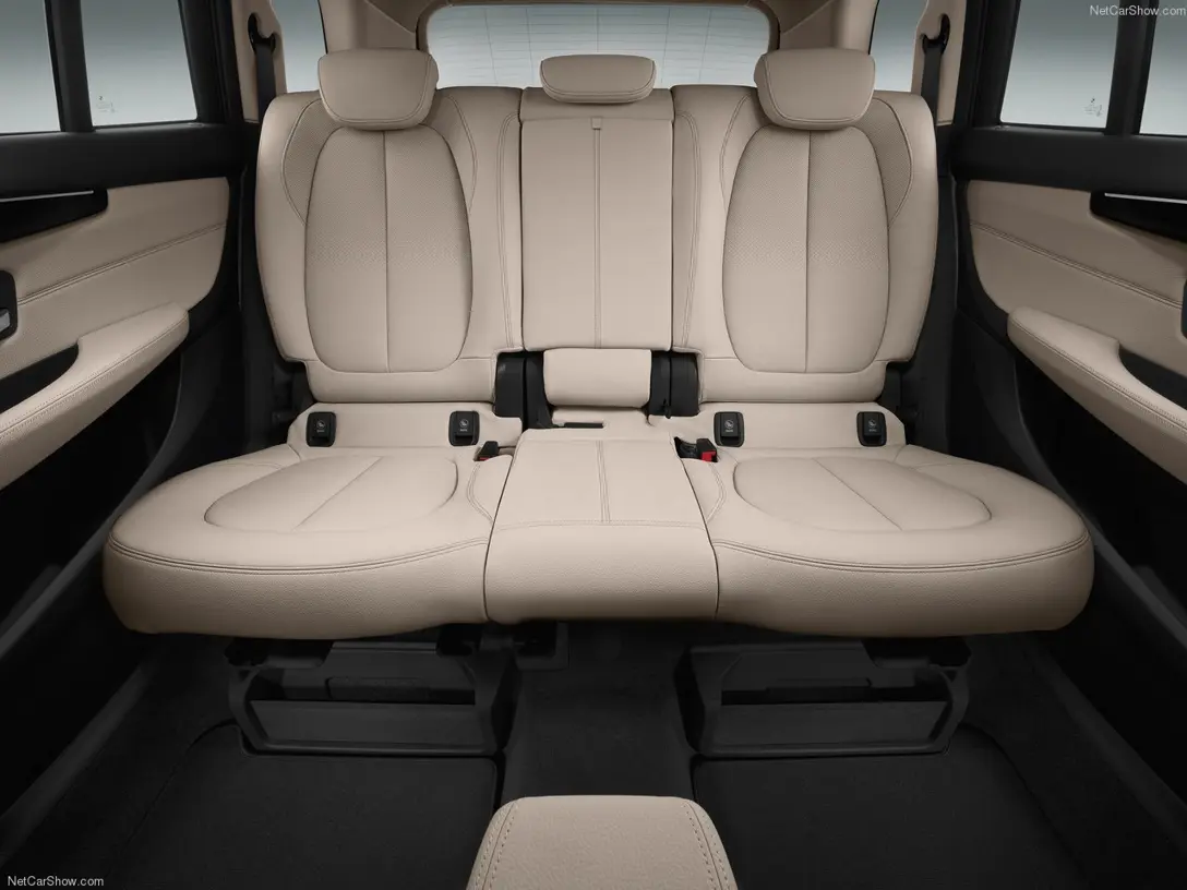 1588819-BMW-2-Series_Gran_Tourer 6.jpg