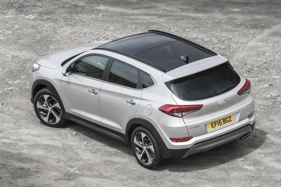1635858-Hyundai-Tucson-2015-04.jpg