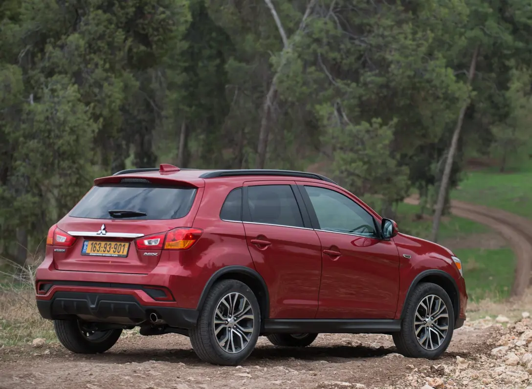 1640711-Mitsubishi-ASX-2017-02.JPG