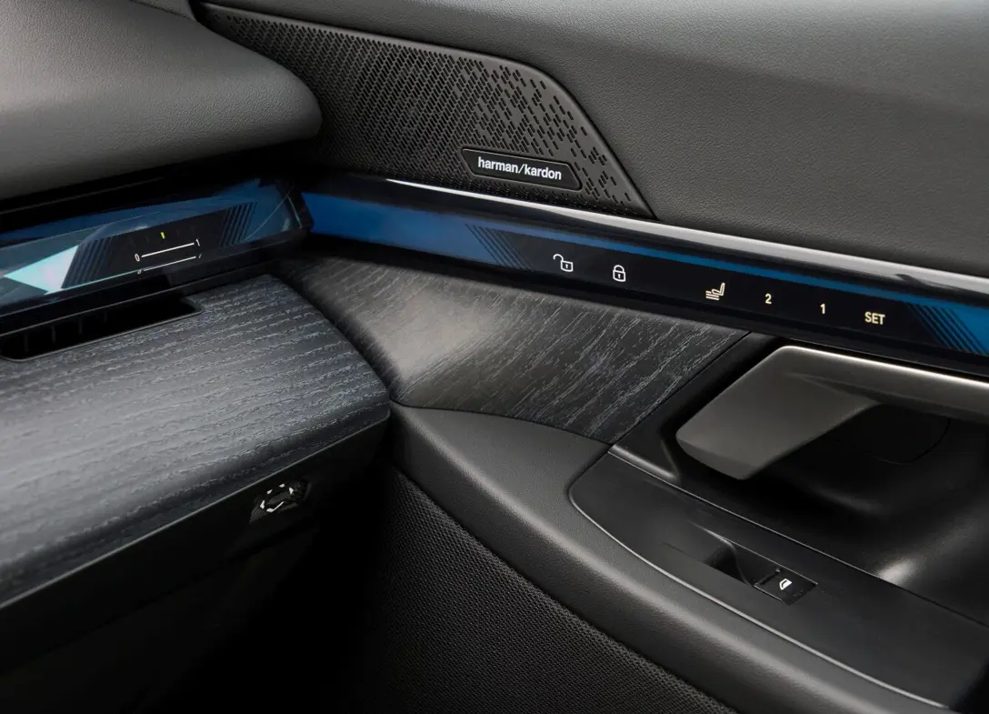 1690132-BMW-5-Series-2024-10.jpg