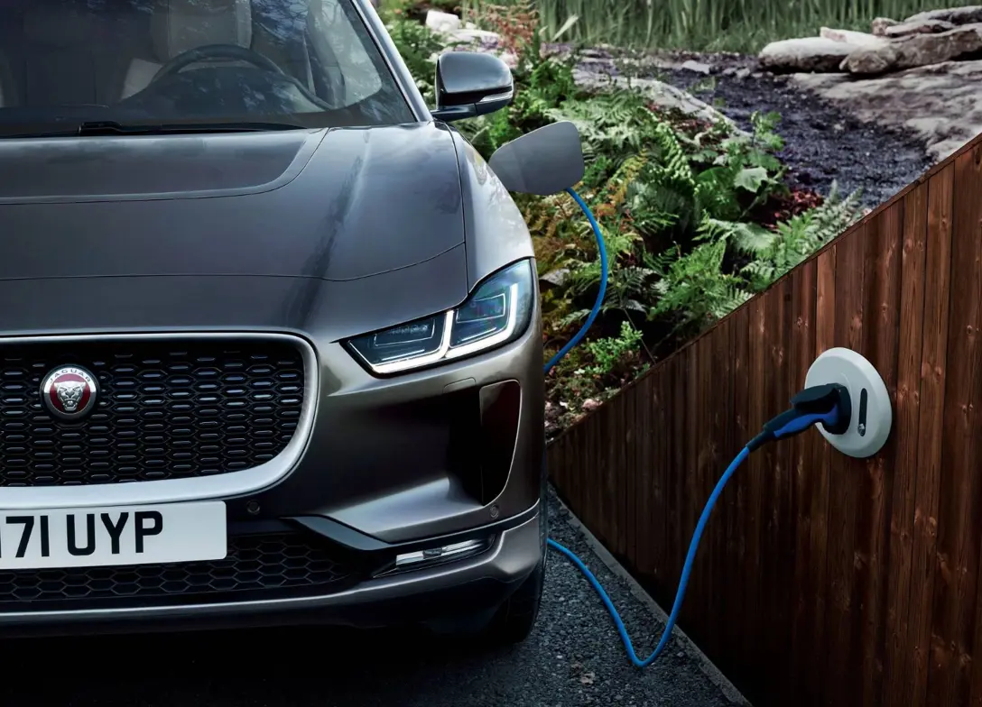 1701761-Jaguar-I-Pace-2024-15.jpg