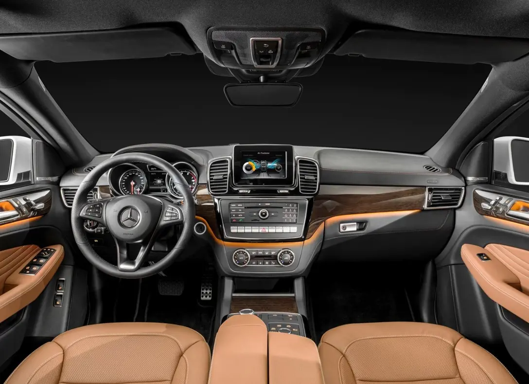 1656289-Mercedes-Benz-GLE_Coupe-2019-06.jpg