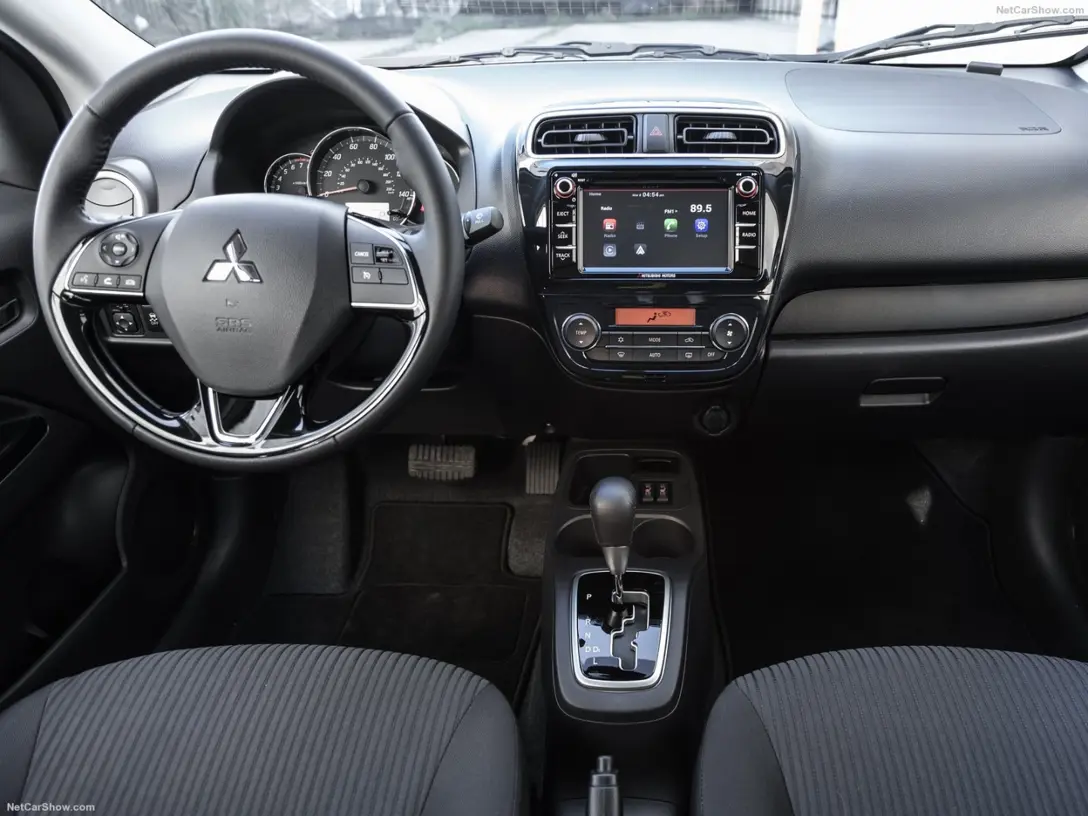 1643419-Mitsubishi-Attrage-2017-04.jpg