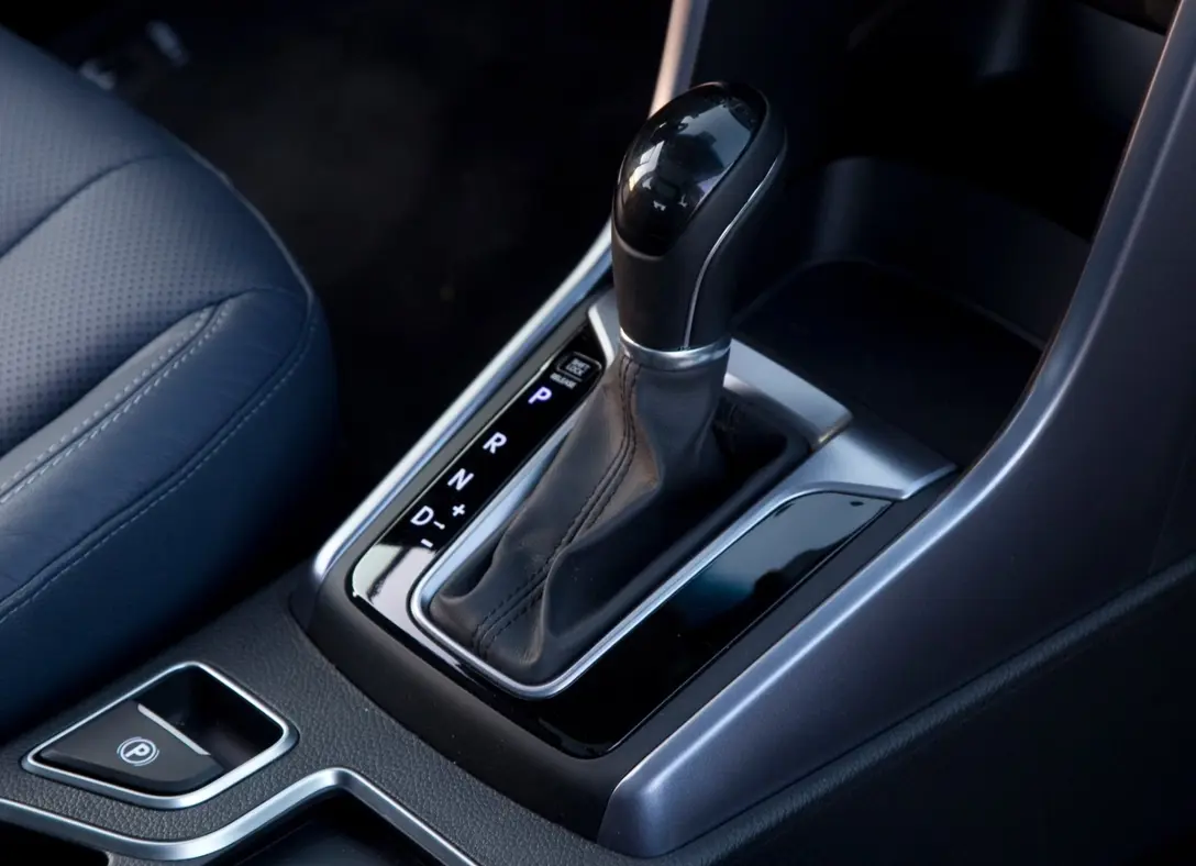1658183-Hyundai-i30-2013-07.jpg