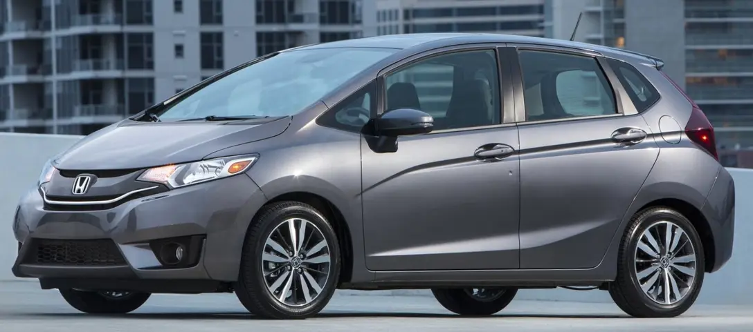 1642486-Honda-Jazz-2016-main.jpg