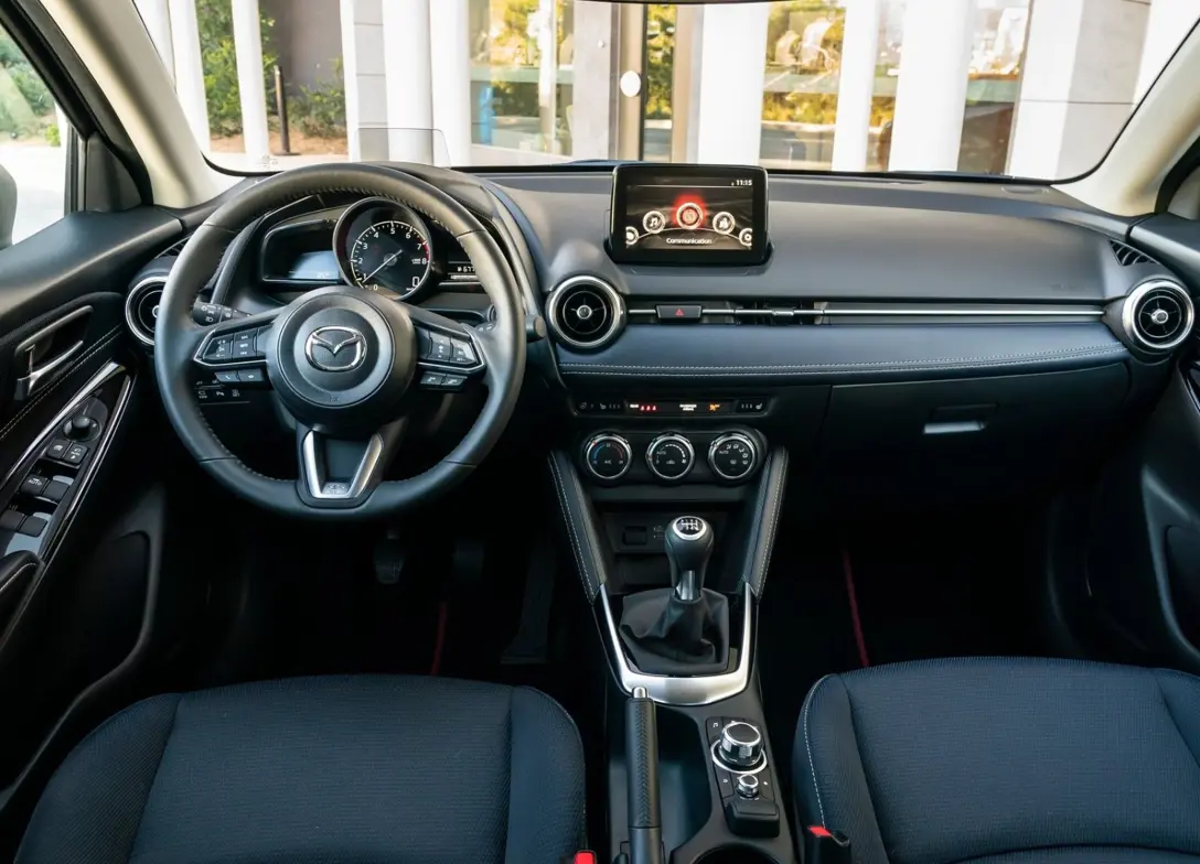 1692276-Mazda-2-2024-06.jpg