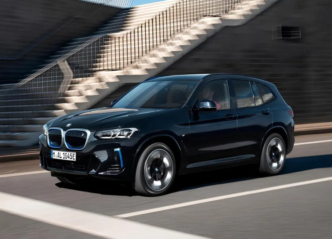 1700800-BMW-iX3-2024-04.jpg