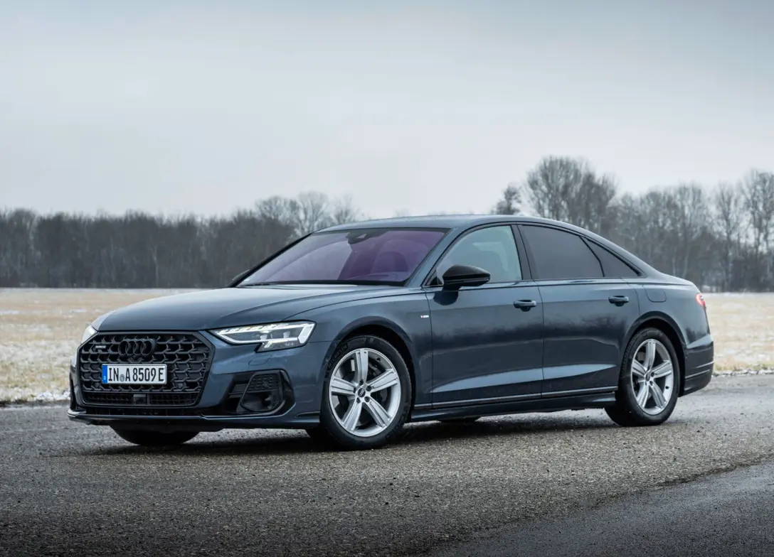 1699972-Audi-A8-2024-04.jpg