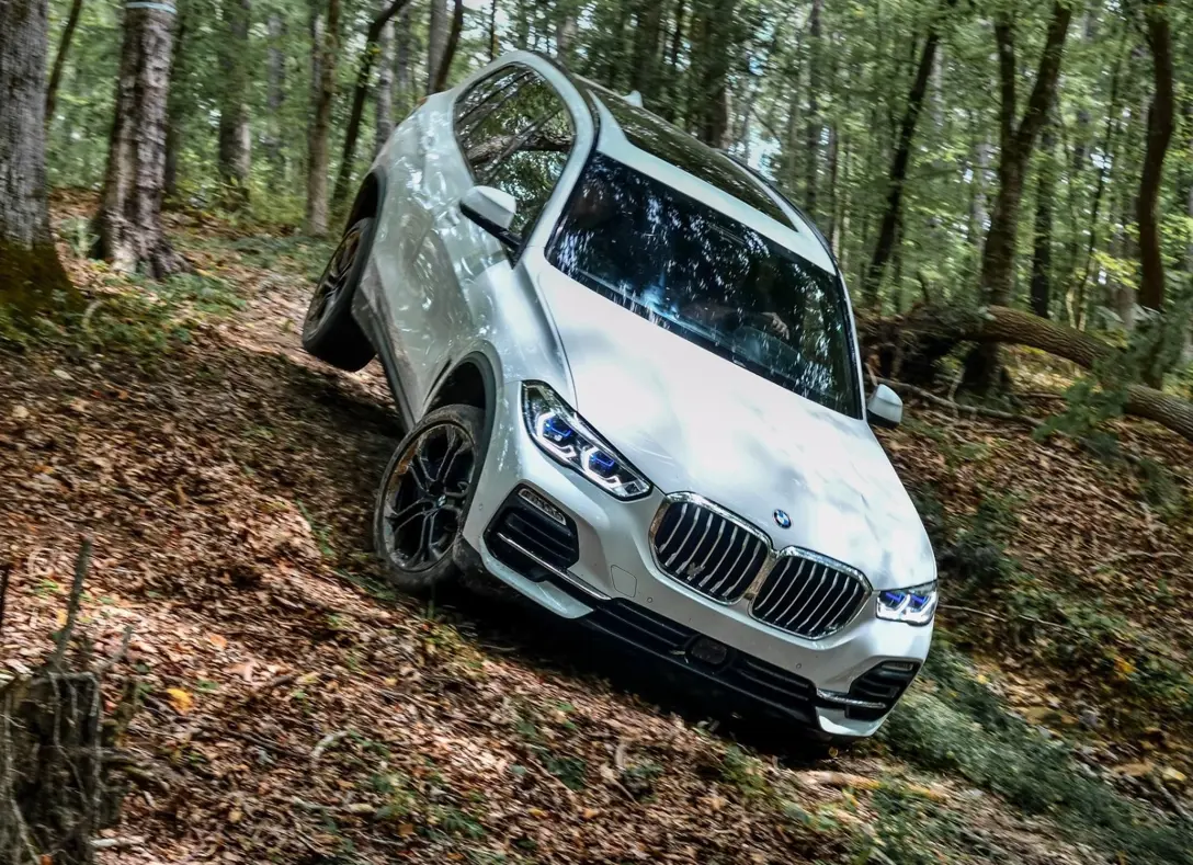 1643780-BMW-X5-2020-07.jpg
