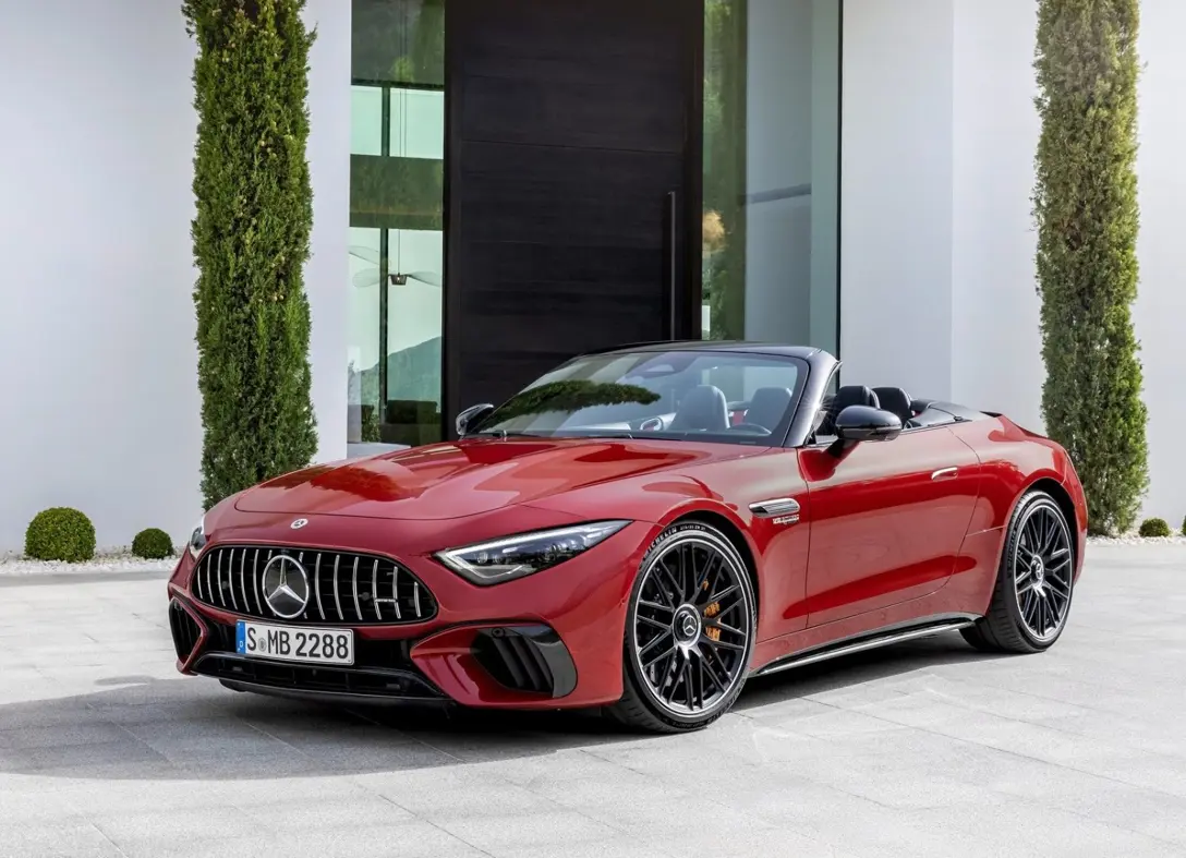1669591-Mercedes-Benz-SL-AMG-2022-04.jpg
