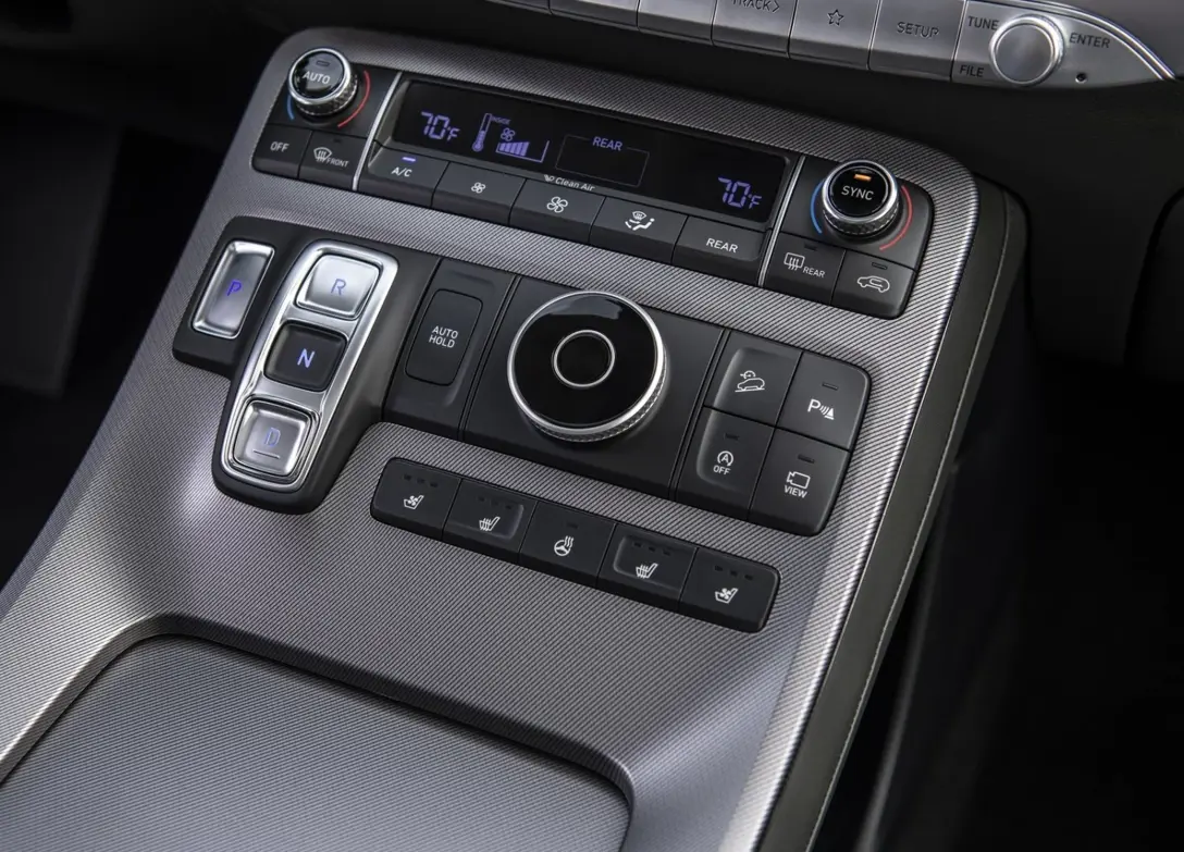 1677435-Hyundai-Palisade-2023-08.jpg