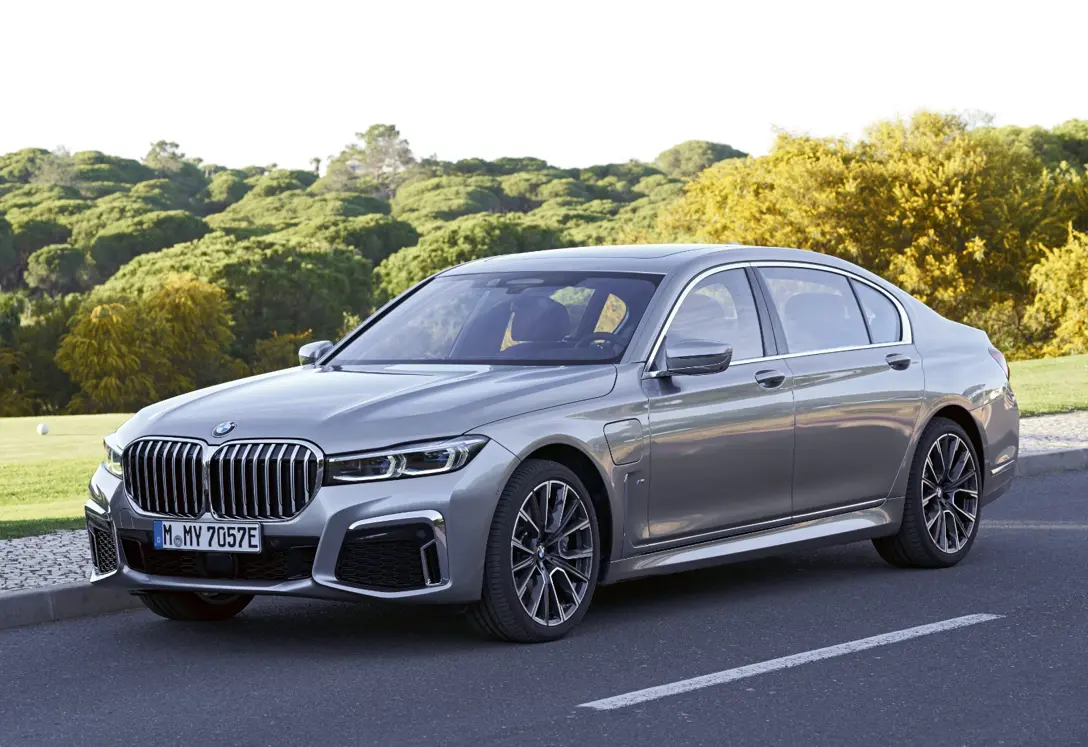 1663028-BMW-7-Series-2020-01.jpg
