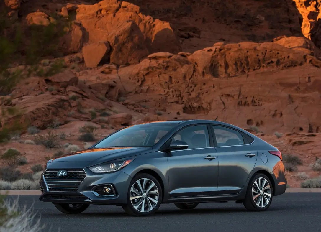 1655168-Hyundai-Accent-2018-1600-1jpg.jpg