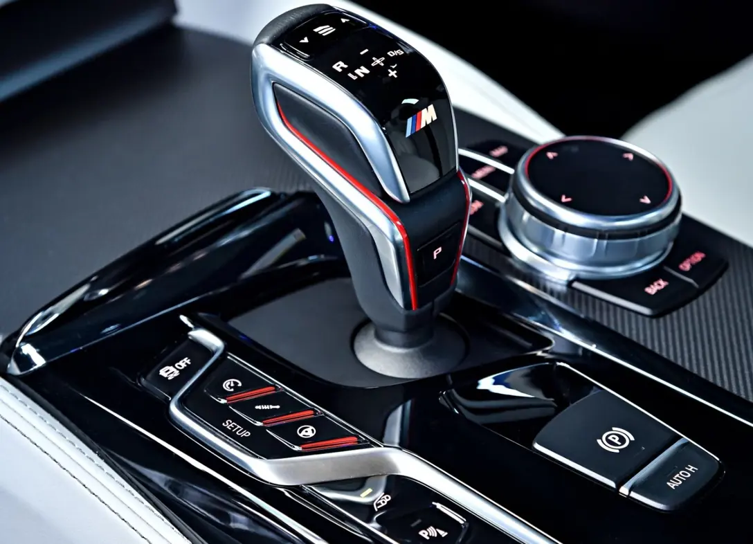 1685711-BMW-M5-2023-09.jpg