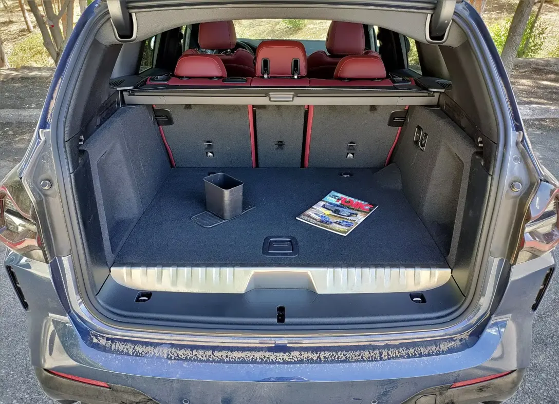 1676987-BMW-X3-2023-10YL.jpg