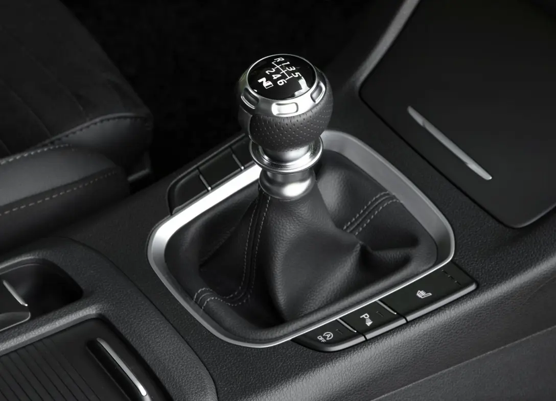 1645689-Hyundai-i30_N_Line-2019-1600-2e.jpg