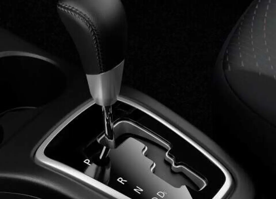 1693395-Mitsubishi-Space-Star-2024-10.jpg