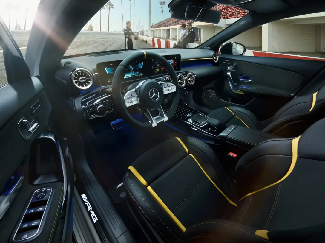 1647067-AMG033119.jpg