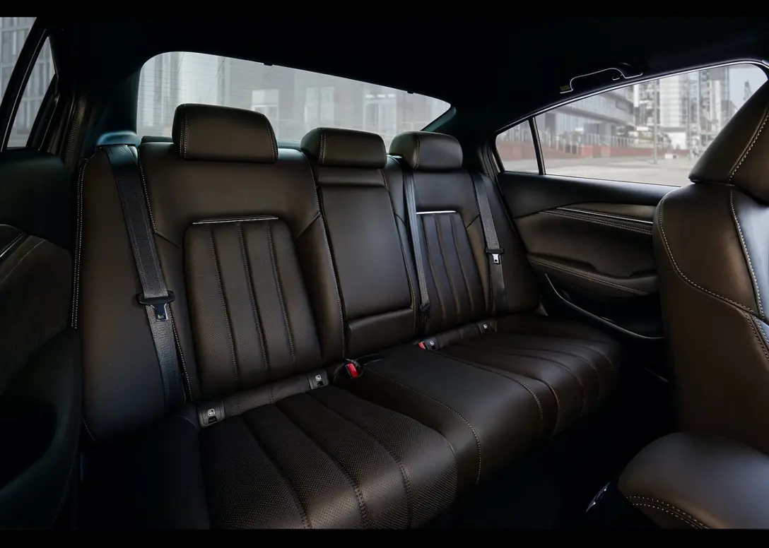 1636573-Mazda-6-2019-07.jpg