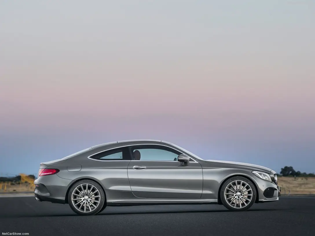 1591612-Mercedes-Benz-C-Class_Coupe 4.jpg