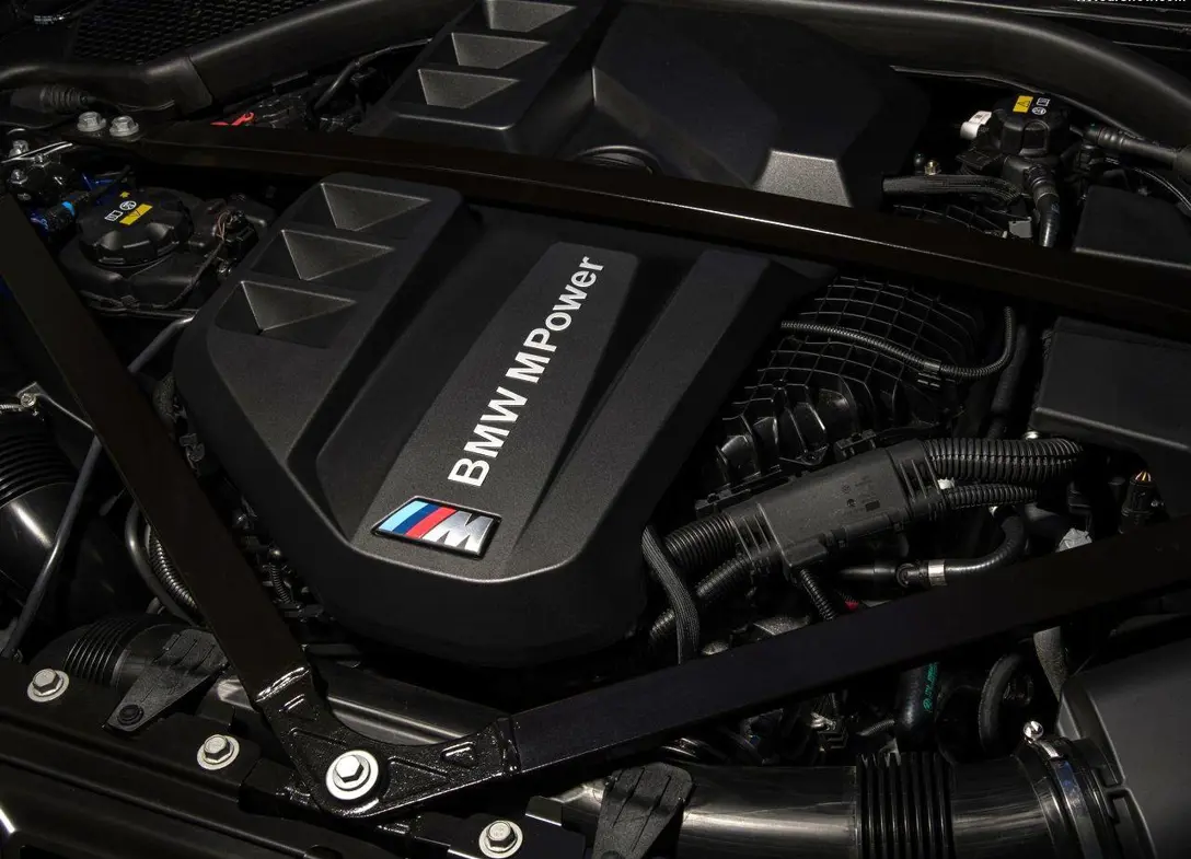 1700580-BMW-M3_Sedan_Competition-2024-12.jpg
