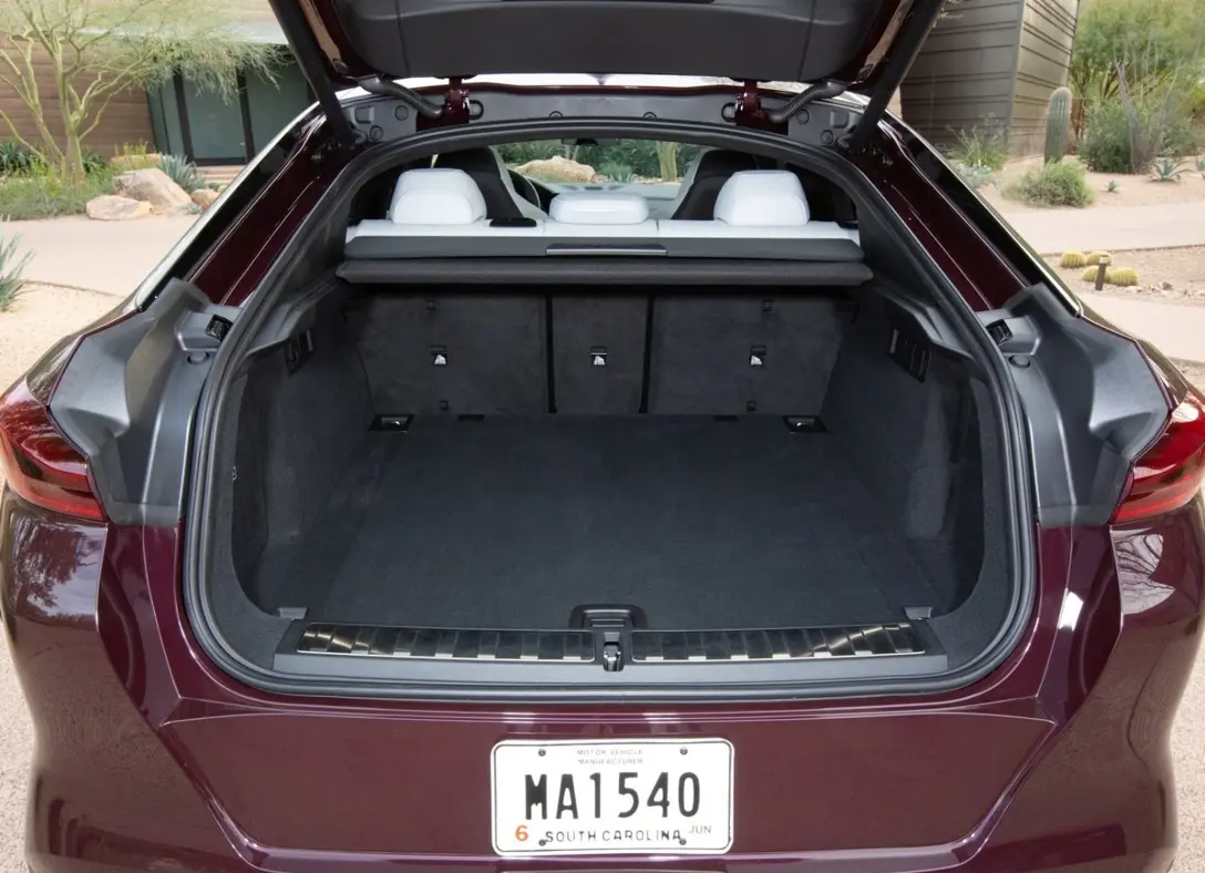 1678516-BMW-X6-2023-08.jpg