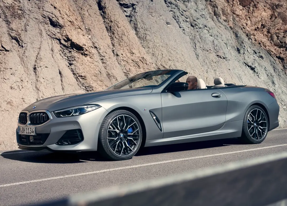1684653-BMW-8-Series-2023-04.jpg